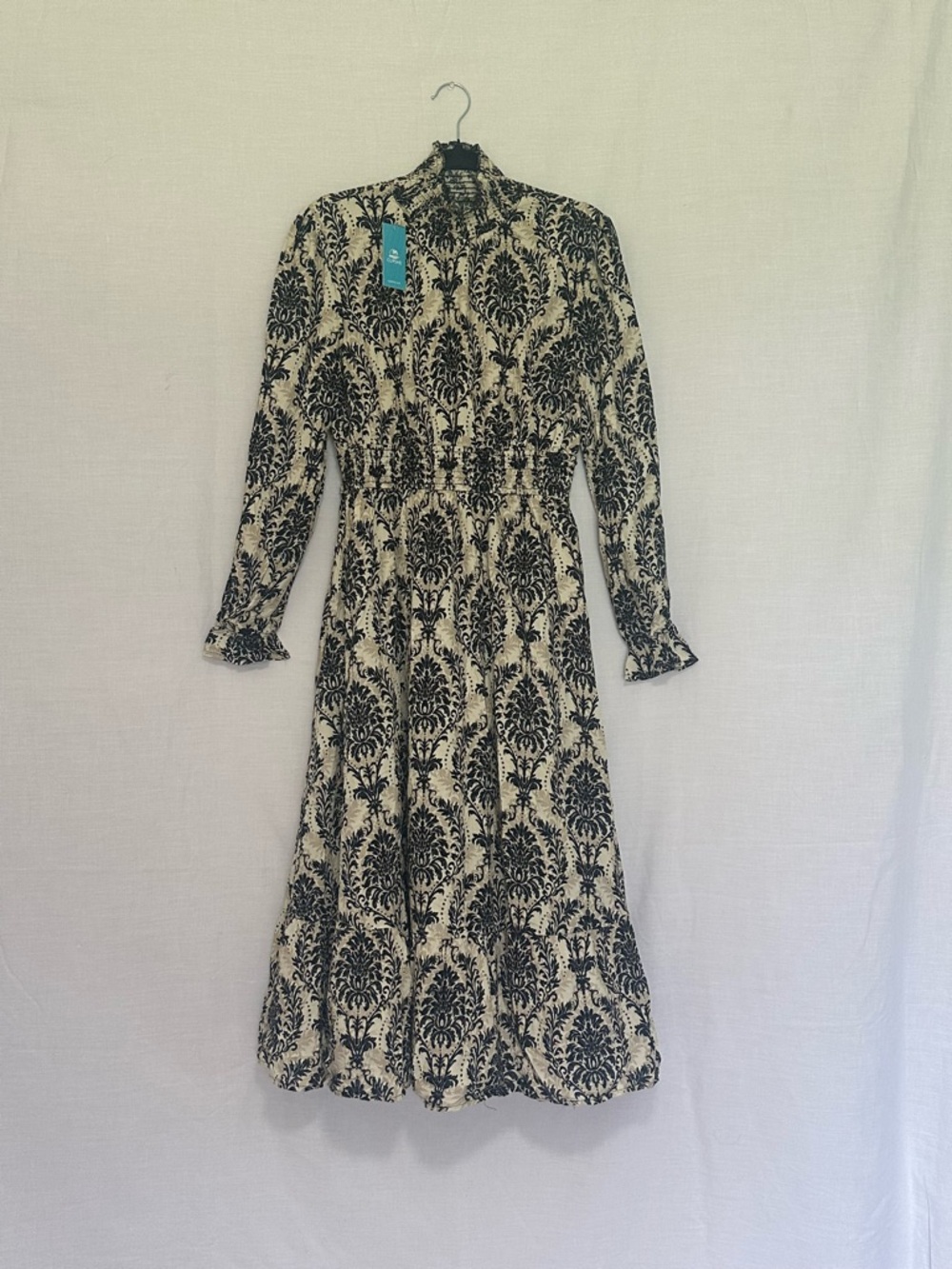 Cupshe Cream and Black Long Sleeve Printed Midi Dress damask classic pattern